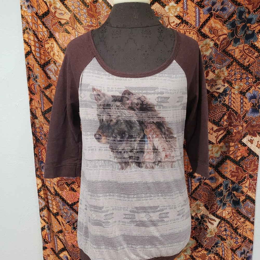 We the free wolf shirt
